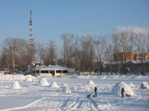 Снежная деревня на Белом озере